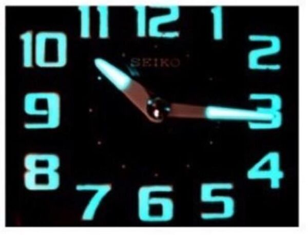 Seiko QHK024R Ertelemeli Bell Alarmlı Sessiz Saniyeli Lumibrite Masa Saati