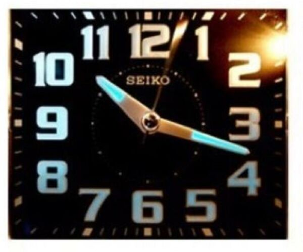 Seiko QHK024R Alarmlı Sessiz Saniyeli Lumibrite Masa Saati
