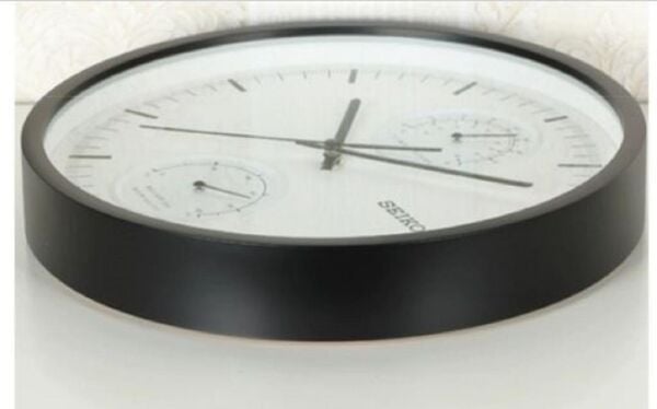 Seiko QXA525K Plastik Kasa Siyah Renkli 30.5 cm Çaplı Isı ve Nem Ölçerli Modern Sessiz Saniye Mekanizmalı Duvar Saati