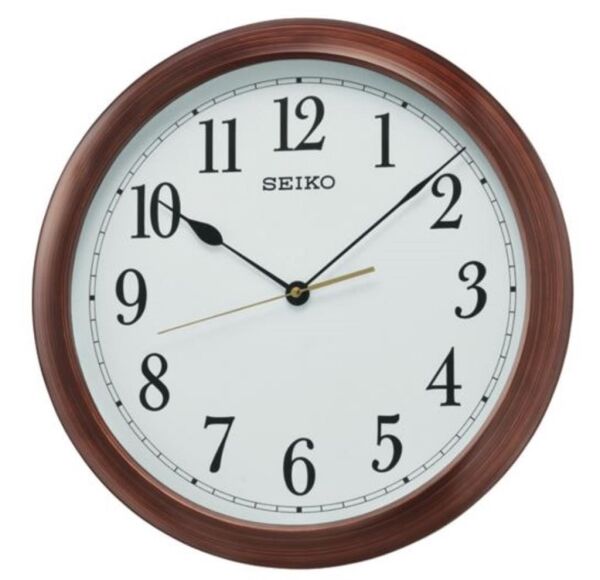 Seiko QXA598B Plastik Kasa Kahverengi Renkli 41 cm Çaplı Modern Dekoratif Sessiz Saniye Mekanizmalı Duvar Saati