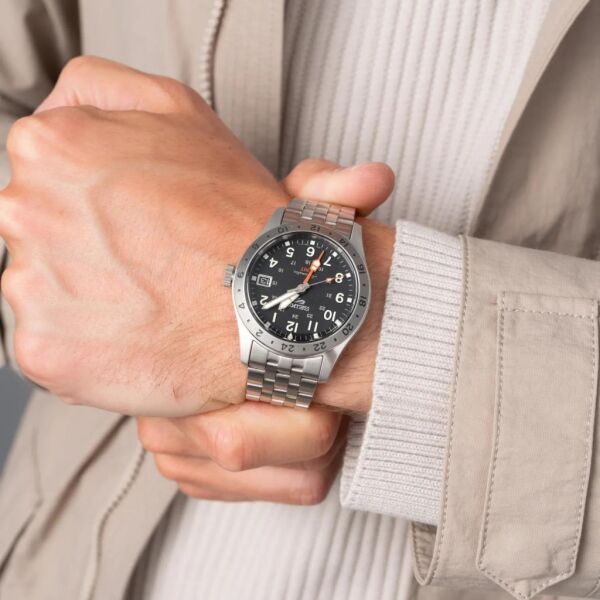 Seiko5 Sports Field GMT SSK023K Otomatik Erkek Kol Saati