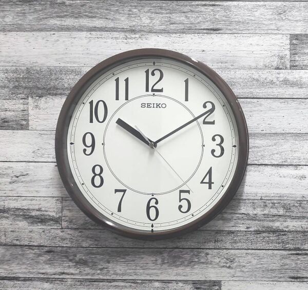Seiko QXA756B Plastik Kasa Dekoratif Analog Duvar Saati