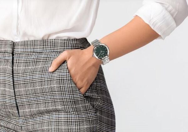 Seiko SRZ535P Japon Quartz Kadın Kol Saati