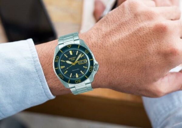 Seiko5 Sports SRPK99K Otomatik Erkek Kol Saati