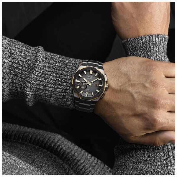 Seiko Astron SSJ026J1 GPS Solar Erkek Kol Saati