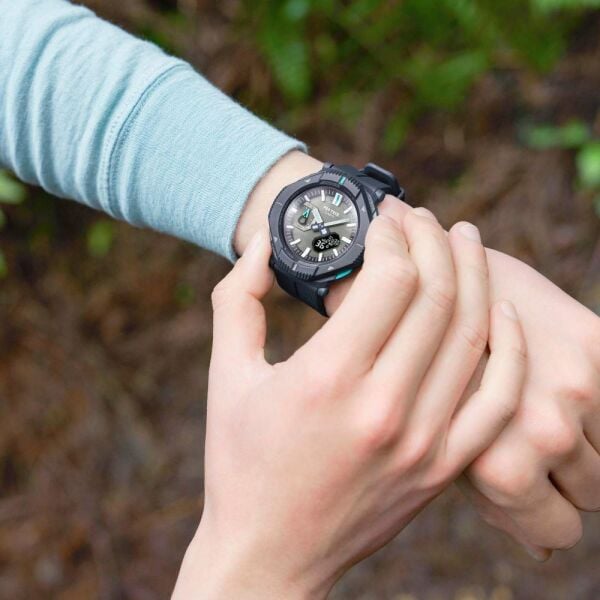 Casio Protrek PRJ-B001-1DR Erkek Kol Saati