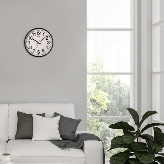 Klik Venüs Plastik Kasa Siyah Renkli 27 cm Çaplı Modern Sessiz Saniye Mekanizmalı Duvar Saati