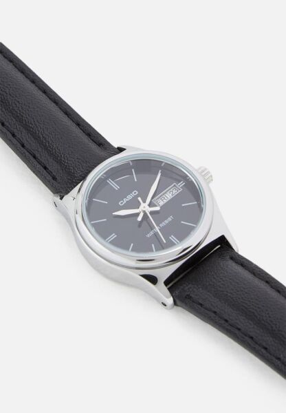 Casio LTP-V006L-1B2UDF Kadın Kol Saati