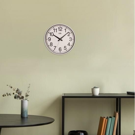 Klik Simplex Plastik Kasa Beyaz Renkli 37.5 cm Çaplı Modern Sessiz Saniye Mekanizmalı Duvar Saati