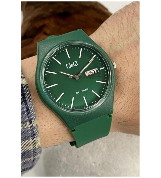 Q&Q A212J013Y Yeşil Renk Silikon 10 Atm Genç Kol Saati
