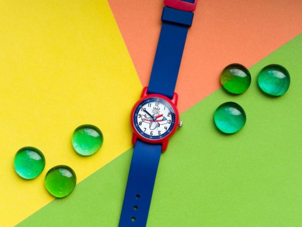 Q&Q VR41J010Y Çocuk Kol Saati