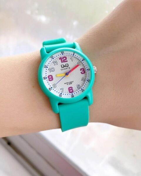 Q&Q VR41J004Y Çocuk Kol Saati