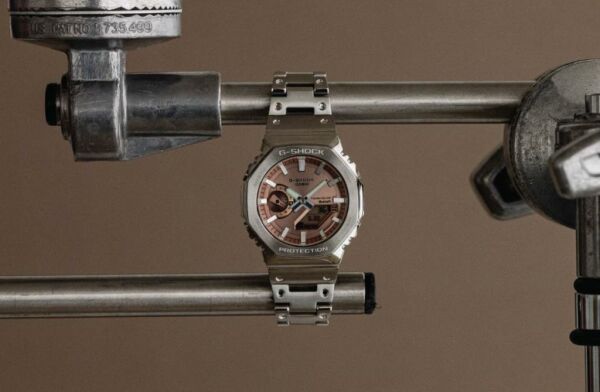 Casio G-Shock GM-B2100AD-5ADR Erkek Kol Saati