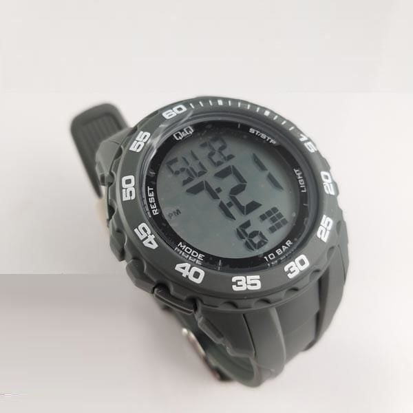 Q&Q G06A-008VY Kronometreli Alarmlı Işıklı Genç Kol Saati