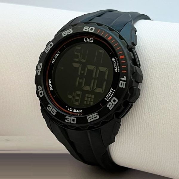 Q&Q G06A-006VY Kronometreli Alarmlı Işıklı Genç Kol Saati