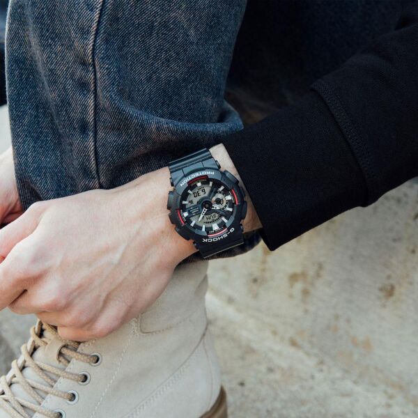 Casio G-Shock GA-110RL-1ADR Erkek Kol Saati