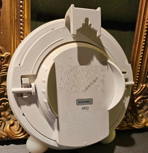 Seiko QXG109W Silikon Kasa 16.5 cm Çaplı Su Sıçralamalarına Dayanıklı Duş ve Banyo Duvar/Masa Saati