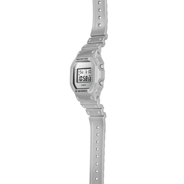 Casio G-Shock DW-5600FF-8DR Kol Saati