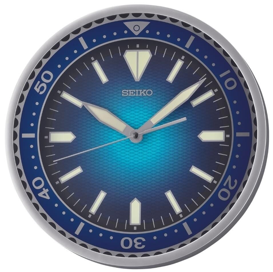 Seiko QXA791A Plastik Kasa Mavi Renkli 30 cm Çaplı LumiBrite Kaplama Kadranlı Modern Sessiz Saniye Mekanizmalı Duvar Saati