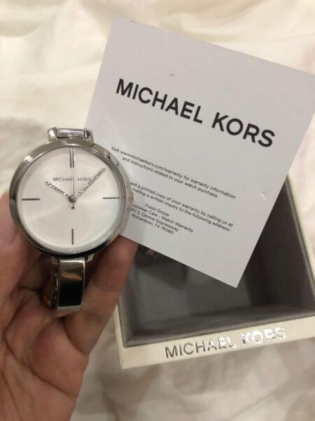 Michael Kors MK3733 Kadın Kol Saati