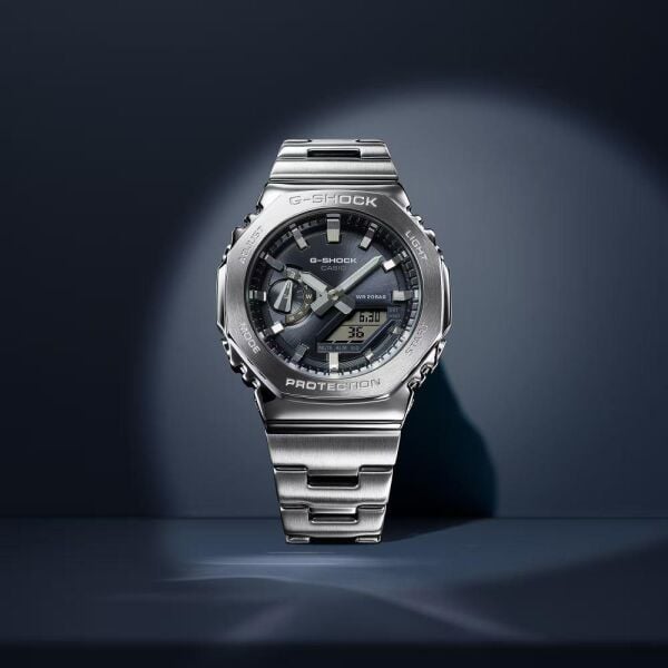 Casio G-Shock GM-2110D-8ADR Erkek Kol Saati