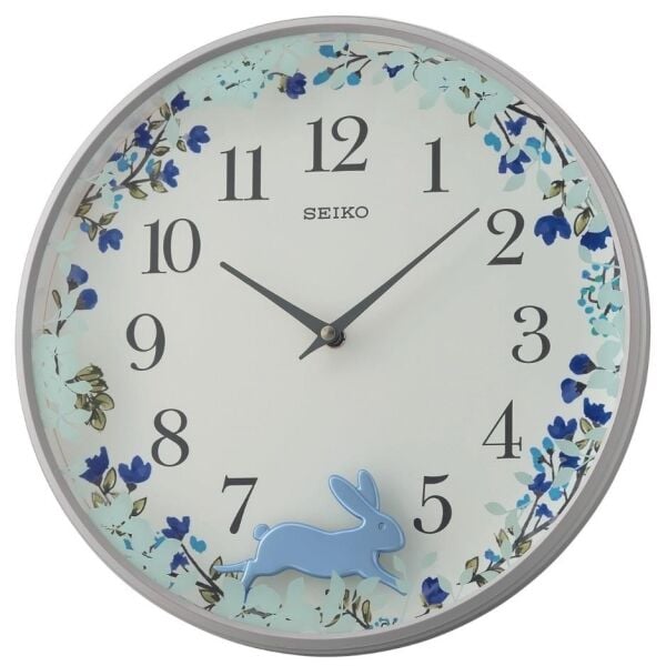 Seiko QXC238N Plastik Kasa Beyaz Renkli 33 cm Çaplı Tavşan Figürlü Sarkaçlı Modern Sessiz Saniye Mekanizmalı Duvar Saati