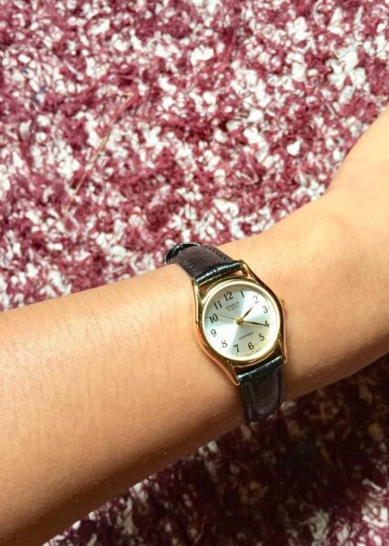 Casio LTP-1094Q-7B2RDF Kadın Kol Saati
