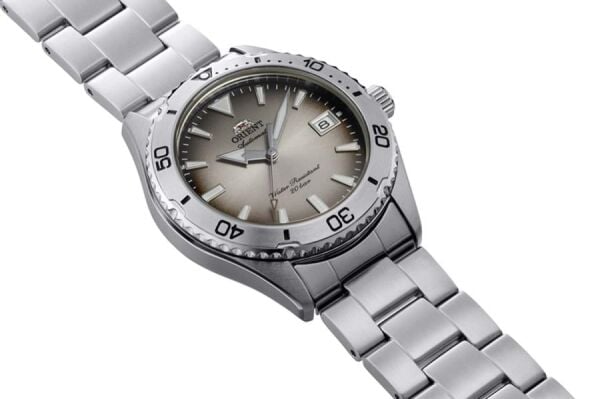 Orient RA-AC0Q16N30B Otomatik Erkek Kol Saati