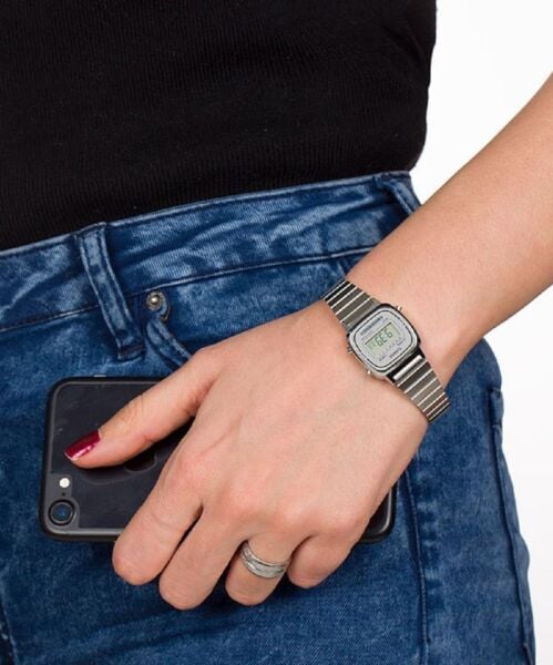 Casio LA670WA-7DF Kadın Kol Saati