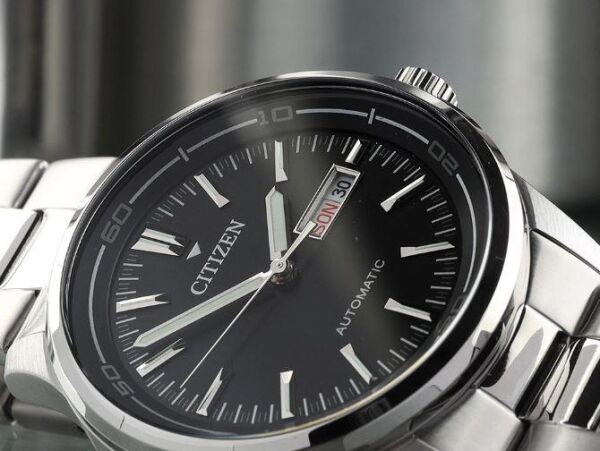 Citizen NH8400-87EE Otomatik Erkek Kol Saati