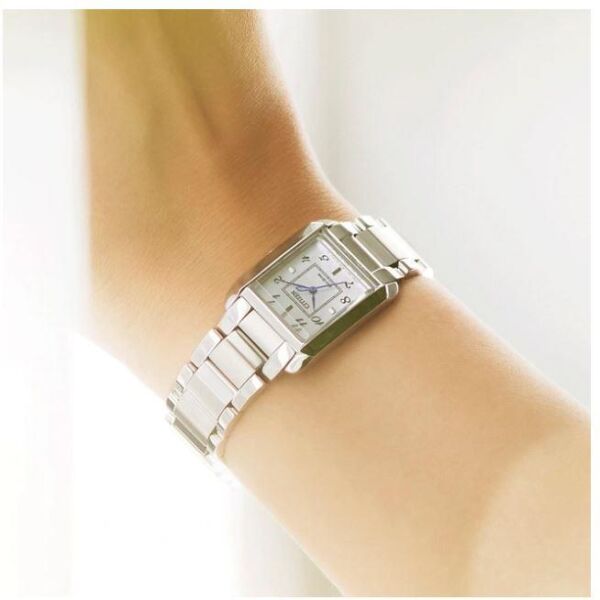 Citizen EW5602-81D Eco-Drive Kadın Kol Saati