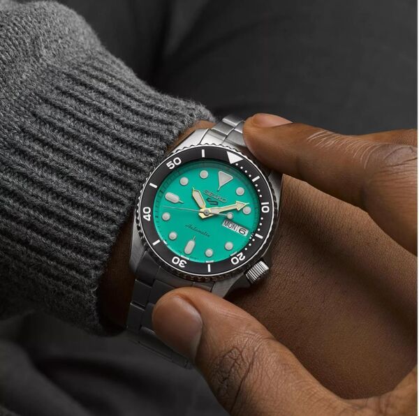 Seiko5 Sports SRPK33K1 Otomatik Erkek Kol Saati