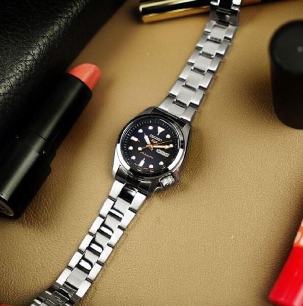 Seiko5 SRE003K1 Otomatik Kadın Kol Saati