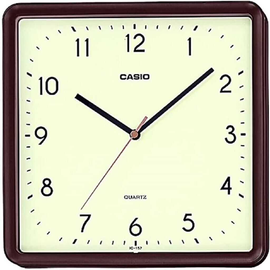 Casio IQ-152-5DF Plastik Kasa Kahverengi Renkli 25 cm Çaplı Modern Quartz Saniye Mekanizmalı Duvar Saati