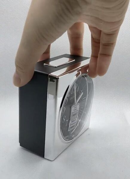 Seiko QHE150A Ertelemeli Beep Alarm Aydınlatmalı Sessiz Saniyeli Masa Saati