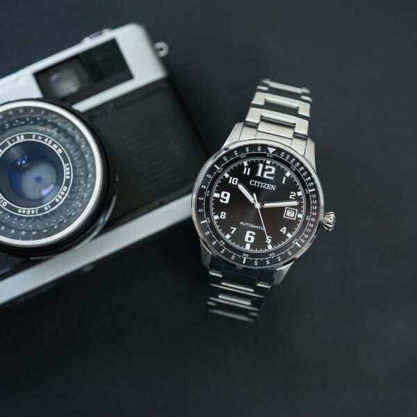 Citizen Urban Military Otomatik NJ0190-51E Erkek Kol Saati