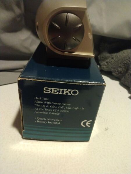 Seiko QHL006G Ertelemeli Beep Alarm Işıklı Kadran Takvimli Masa Saati