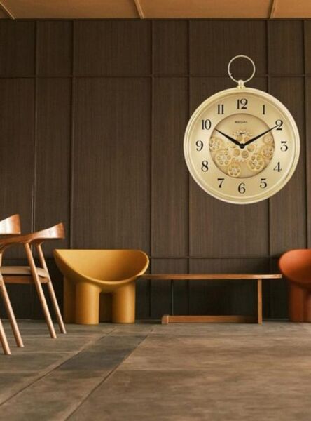 Regal 9304 G Plastik Kasa 35 cm Momentum Gold Köstekli Hareketli Çarklı Sessiz Saniye Mekanizmalı Duvar Saati
