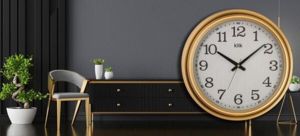 Klik K-Royal Plastik Kasa Gold Renkli 46 cm Çaplı Modern Sessiz Saniye Mekanizmalı Duvar Saati