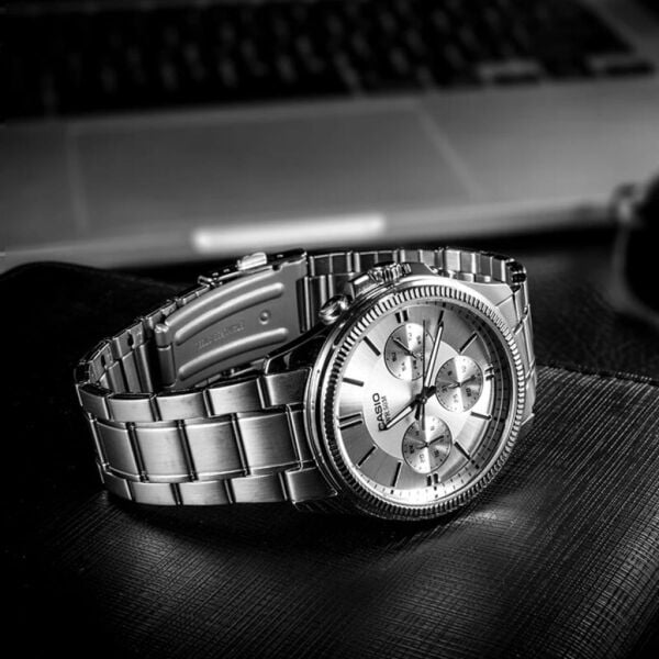 Casio MTP-1375D-7AVDF Erkek Kol Saati