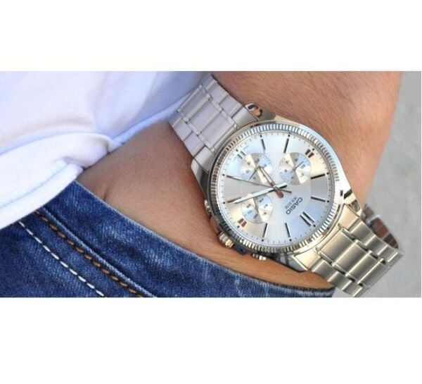 Casio MTP-1375D-7AVDF Erkek Kol Saati